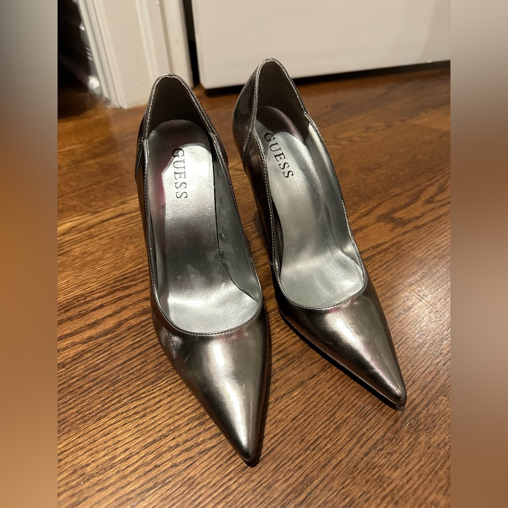 Guess stilettos